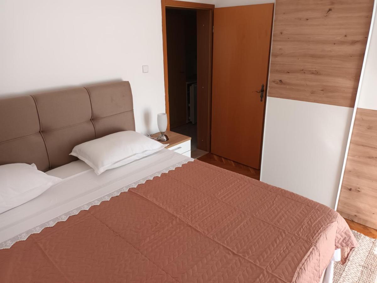 Apartmani Zokic Kastela Exterior photo